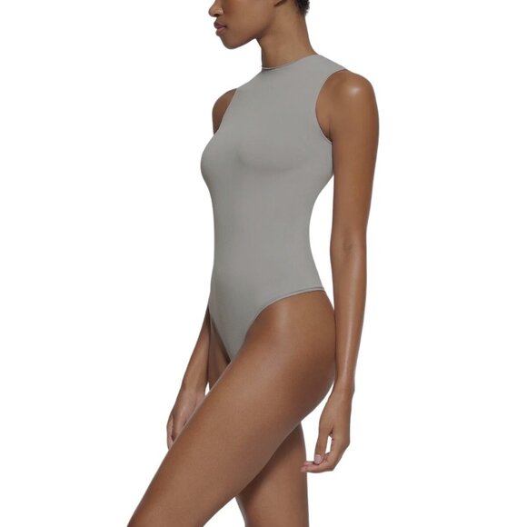 NWT SKIMS Essential Crew Neck Sleeveless Bodysuit Smoke 2X/3X - Picture 12 of 12